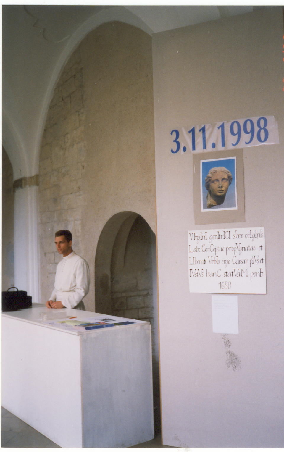 Výstava 1998 vstup.jpg